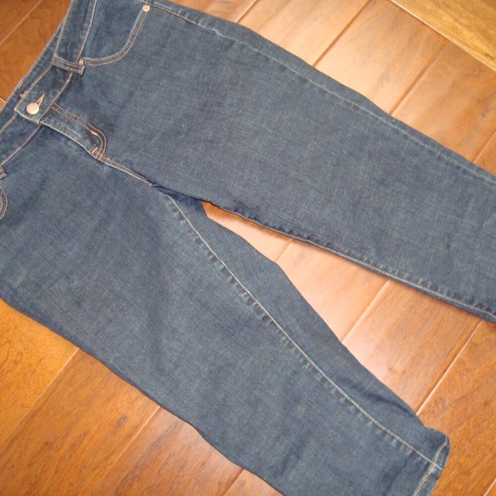 Cache Jean Capris Rhinestone Back Pockets sz 8